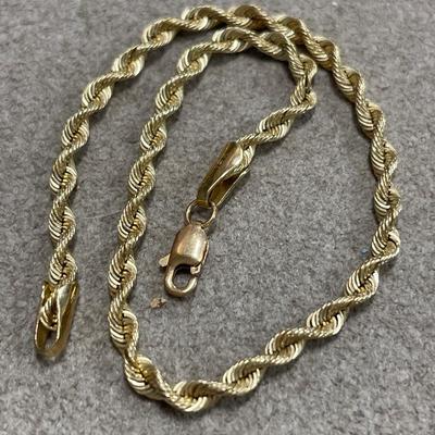 14k gold twisted bracelet