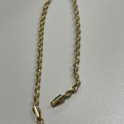 14k gold twisted bracelet
