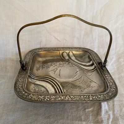 Vintage silverplate decorative plate with handle