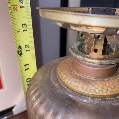 VINTAGE KEROSENE OIL LAMP