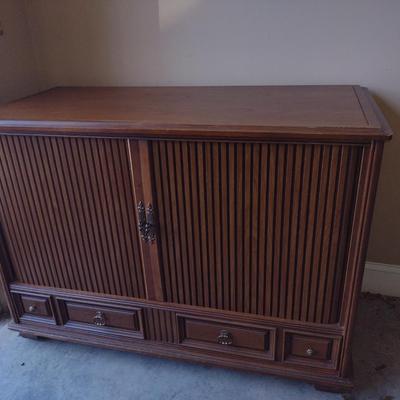 Vintage Wooden TV Console Cabinet with Roll Front Doors- Approx 43 1/2" x 20 1/2" x 31 1/4" Tall