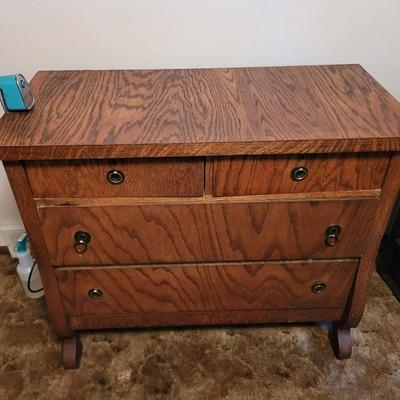 Early 20th century dresser