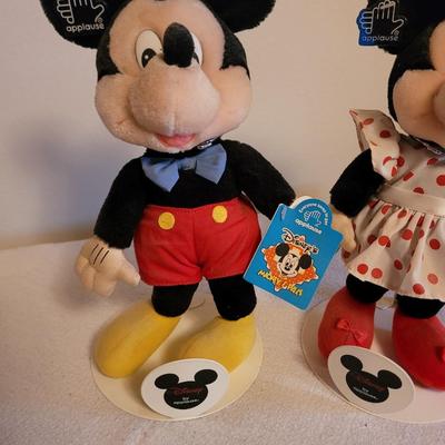 1970s Mickie and Minnie with stands