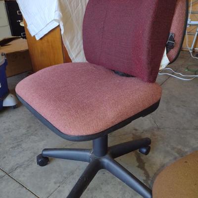 Pair of Rolling Office Chairs