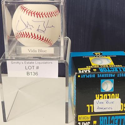 Vida Blue Oakland Athletics OMLB Signed Autographed Baseball In Collectors Case