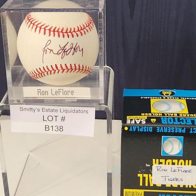 Ron LeFlore Detroit Tigers OMLB Signed Autographed Baseball In Collectors Case