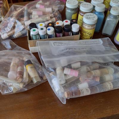 Nice Selection of Paint Pigment Powders (Paints #3)