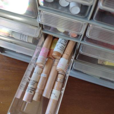 Nice Selection of Paint Pigment Powders in Pigeon Hole Organizer Box (Paints #4)