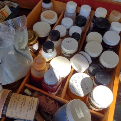 Nice Selection of Paint Pigment Powders and Mediums (Paints #5)