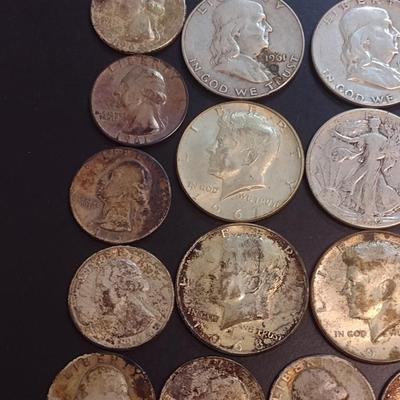 Set of 34 U.S. Mint Silver Quarters and Half-Dollars Circulated (64)