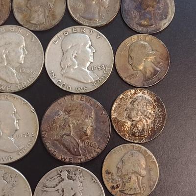 Set of 34 U.S. Mint Silver Quarters and Half-Dollars Circulated (64)