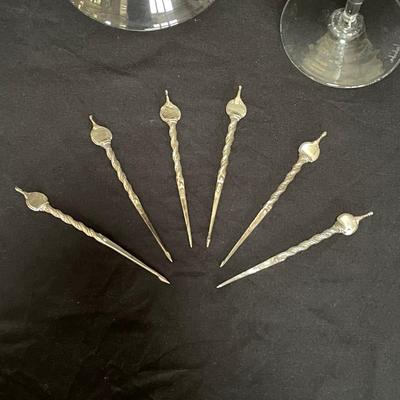 Juliska Martini Glasses & Stering Olive Picks (DR-SS)