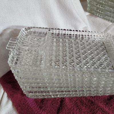 Lot of 7 Anchor Hocking snack trays