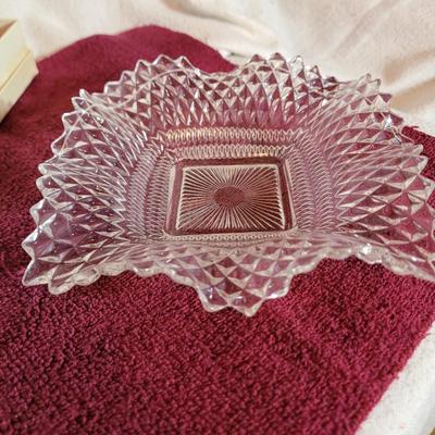 vintage Indiana Glass ruffled sawtooth edge candy dish, likely from the mid-20th century.