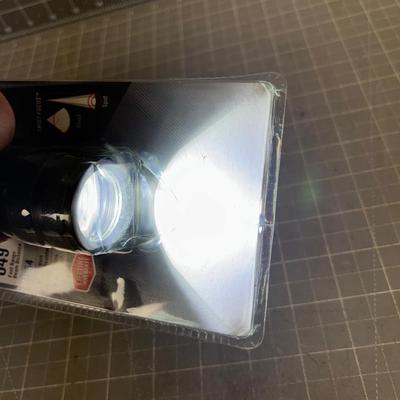 COAST LED Flash light 