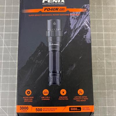 FENIX Lighting for Extremes PD40R 