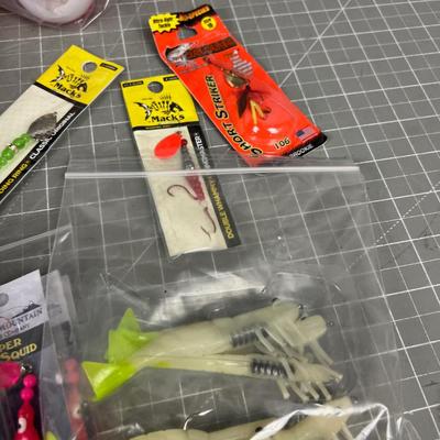 Mixed Lot of Fishing Tackle ALL NEW 