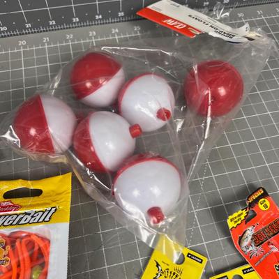 Mixed Lot of Fishing Tackle ALL NEW 