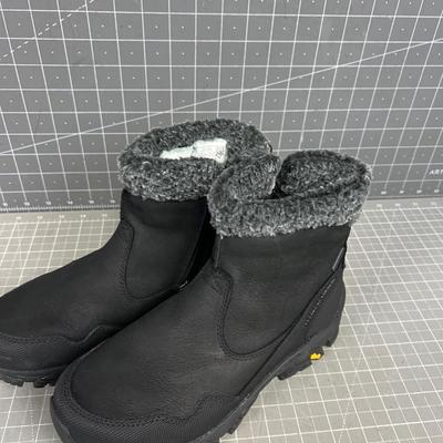 MERRILL Artic Grip Woman's 7-1/2 NEW 
