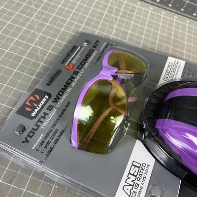 WALKER New; Muff, Sporting Glasses and Ear Plugs