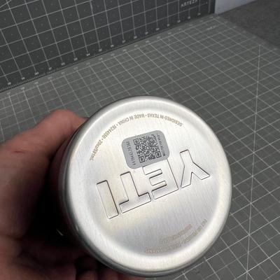 (2) Yeti Tumblers 