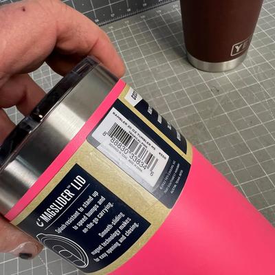 (2) Yeti Tumblers 