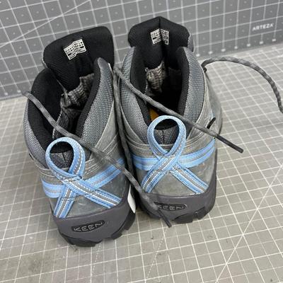 NEW KEEN Hiking Boots 