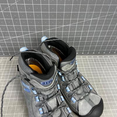 NEW KEEN Hiking Boots 