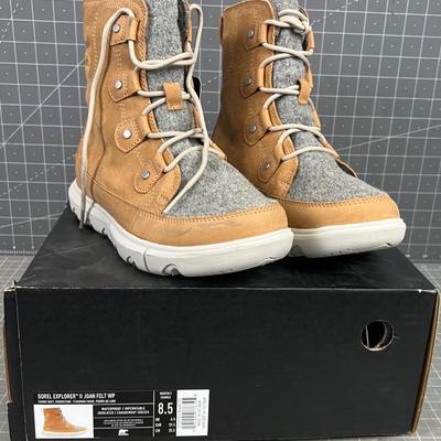 SOREL Women's Lace up Snow Boots EXPLORER II - NEW 