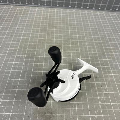 BLACK BETTY Freefall Ghost Ice Fishing REEL 