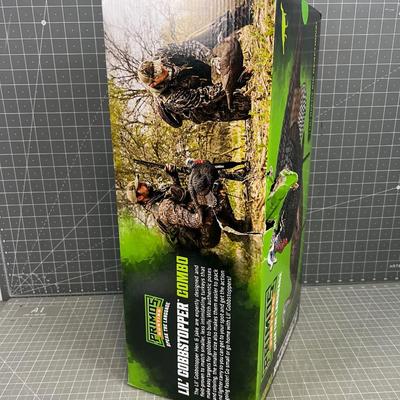 Little Gob Stopper Jake and Hen Decoy Set