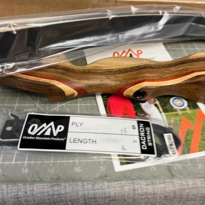 Recurve Bow Kit Nice!  Traditional. 