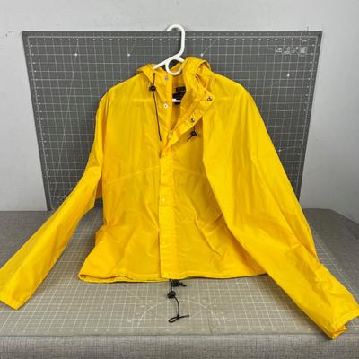 Eddie Baurer Men's Rain Jacket Yellow