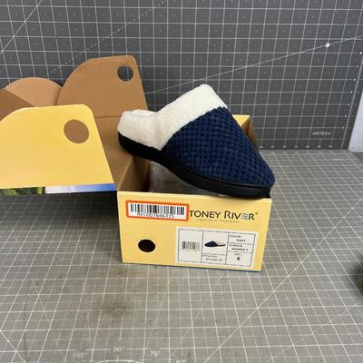 Stoney River NAVY Slippers 