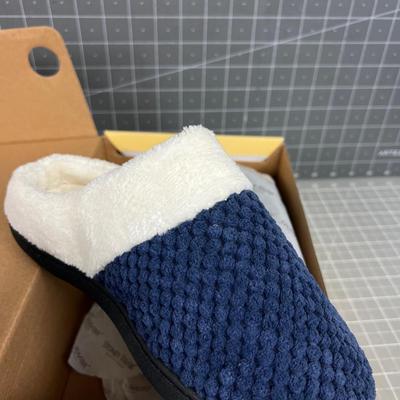 Stoney River NAVY Slippers 