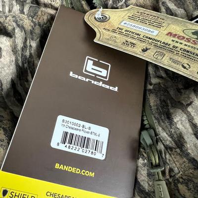 (2) CHESAPEAKE  BOYS 8  Youth  Size Small  TWIN Set of Pullover Jackets CAMO.  