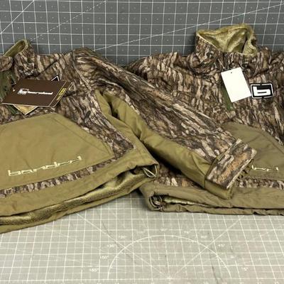 (2) CHESAPEAKE  BOYS 8  Youth  Size Small  TWIN Set of Pullover Jackets CAMO.  