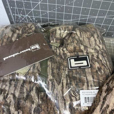 (2) CHESAPEAKE BOYS   Youth  Size Medium TWIN Set of Pullover Jackets CAMO.  