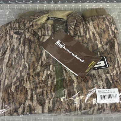 (1) CHESAPEAKE YOUTH Size CL  Pullover CAMO 
