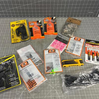 Mixed Lot of Archery Items 