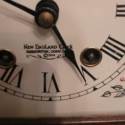Bell chime clock