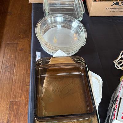 Huge lot of Pyrex dishes