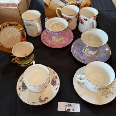 Group of ceramic Tea Cups & Saucers