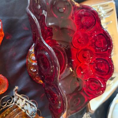 Assortment of colored glass pieces - Ashtrays etc.