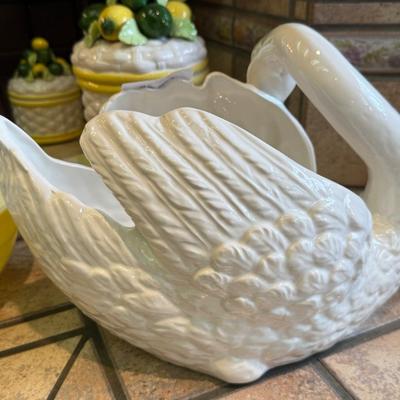 Large White Ceramic Swan Soup Turrene/Display Piece