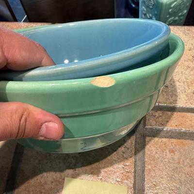 Lot of 6 Vintage ceramic mixing bowls