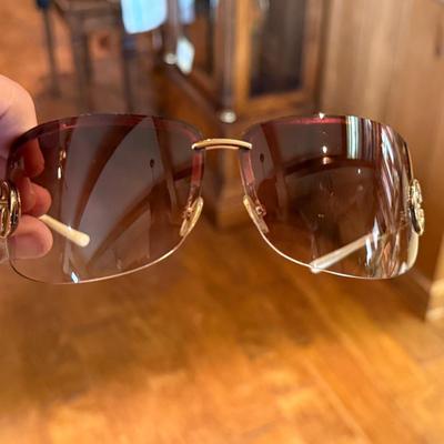Lot of 4 designer sunglasses - Gucci, Dolce & Gabbana, Ray Ban, Revo