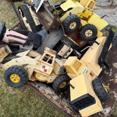 2ND Lot of vintage tractor toys - some Tonka