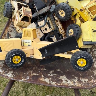 2ND Lot of vintage tractor toys - some Tonka