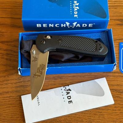 Benchmade Collectible Air Race themed pocket knife